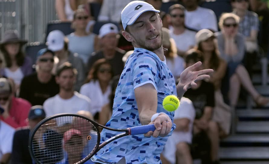 Slovenský tenista Lukáš Klein (26) neuspel v 1. kole dvojhry na grandslamovom turnaji Australian Open. V pozícii kvalifikanta prehral ...