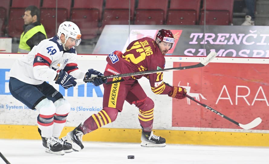 Vedenie hokejového klubu HC Slovan Bratislava predĺžilo zmluvu s útočníkom Samuelom Takáčom. Tridsaťtriročný krídelník bude v hlavnom ...