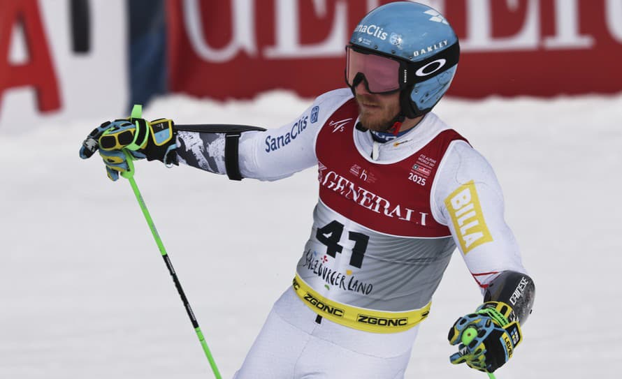  Rakúsky lyžiar Raphael Haaser získal titul majstra sveta v obrovskom slalome. V piatkových pretekoch v domácom stredisku Saalbach zdolal ...