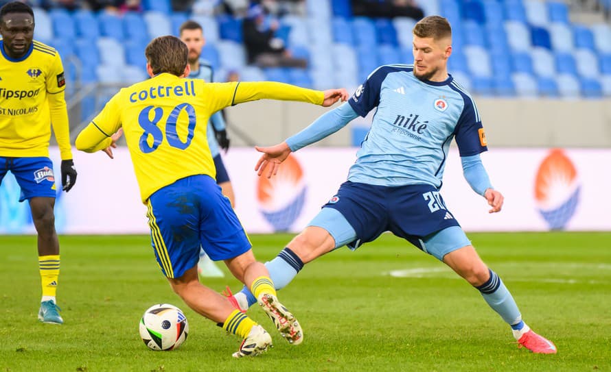 Futbalisti Slovana Bratislava remizovali v sobotnom zápase 20. kola Niké ligy s Michalovcami 1:1. Pre hostí to bol prvý bod s úradujúcim ...