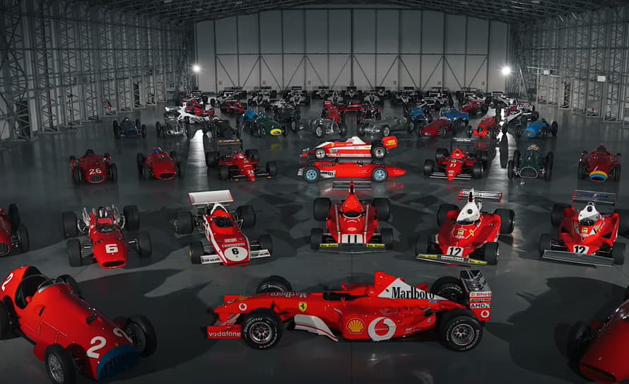 Legendárny šéf Formuly 1 Bernie Ecclestone (94) sa rozhodol rozlúčiť so svojím celoživotným pokladom – zbierkou 69 unikátnych monopostov, ...