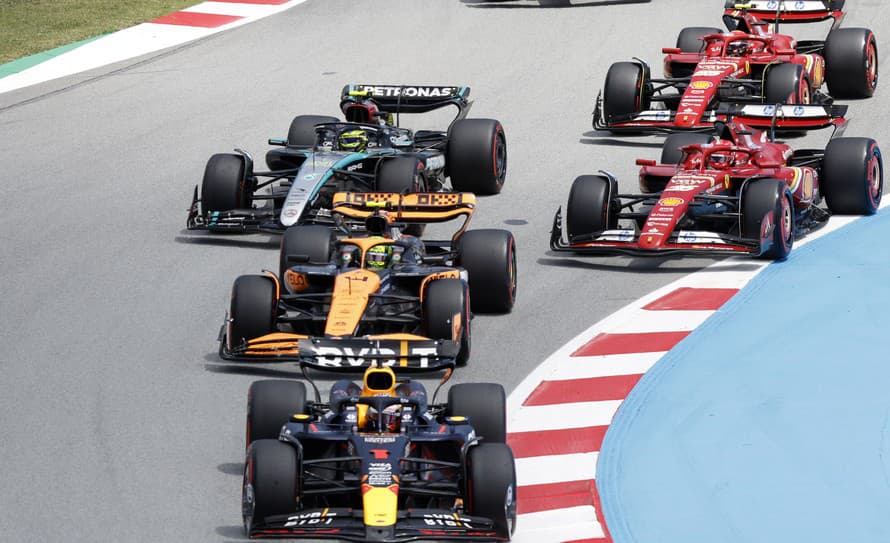 Medzinárodná automobilová federácia (FIA) a vedenie seriálu majstrovstiev sveta F1 definitívne schválilo príchod tímu Cadillac od sezóny ...