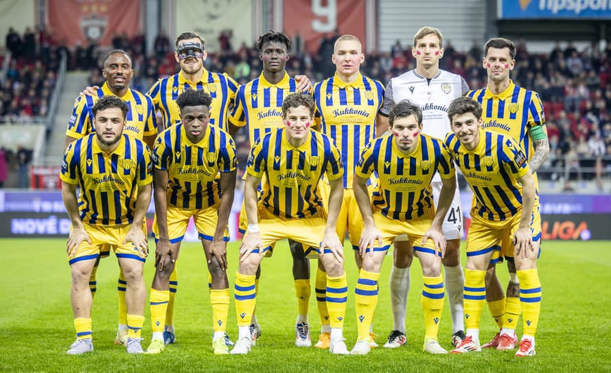 FC DAC 1904 Dunajská Streda sa pomaly vracia k svojej identite. Výkony hráčov na ihrisku sa zlepšujú, pričom každý hráč zostavy si pochvaľuje ...