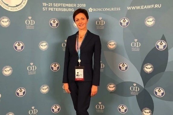 Päťnásobná olympijská víťazka v synchronizovanom plávaní a generálna sekretárka Ruského olympijského výboru Anastasia Davydovová utiekla z Ruska.