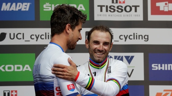 Alejandro Valverde (vpravo) s Petrom Saganom.