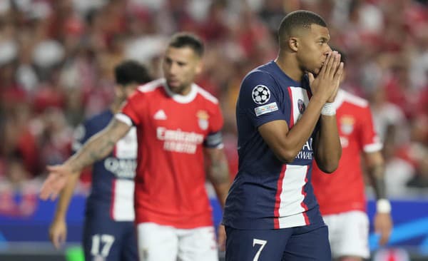 Útočník Kylian Mbappé v drese PSG.