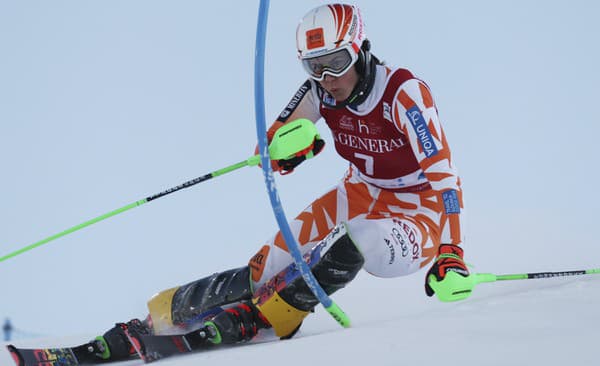Slovenská lyžiarka Petra Vlhová počas prvého kola slalomu.