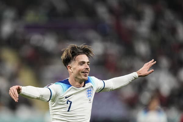 Jack Grealish t čo sľúbil, aj splnil. Po góle poslal krásne gesto.