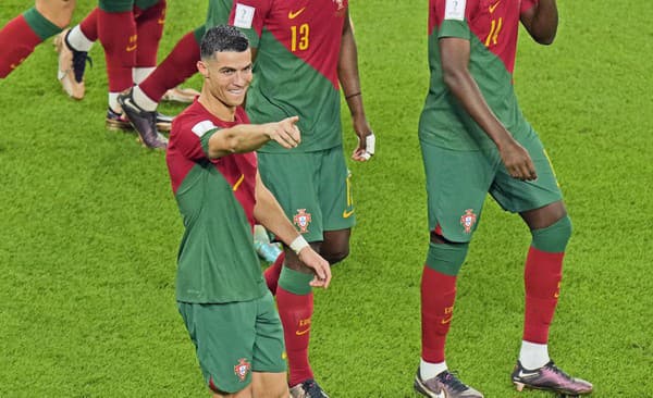 Cristiano Ronaldo tému, kde bude hrať po MS, odmieta. Tvrdí, že teraz mu ide o úspech Portugalska.