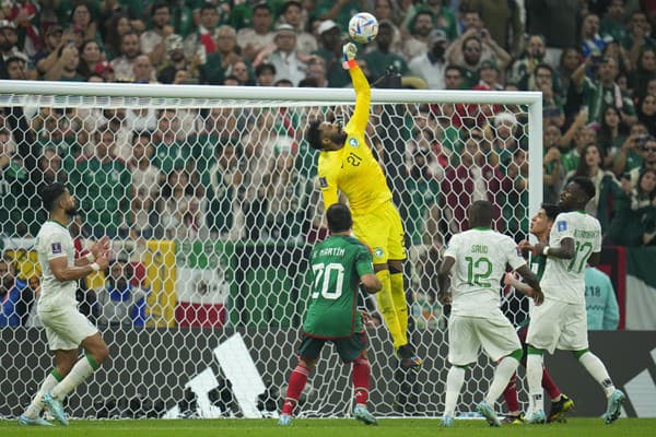 Momentka zo zápasu Mexiko - Saudská Arábia na MS 2022.