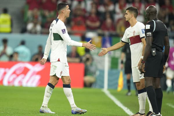 Cristiano Ronaldo počas striedania.