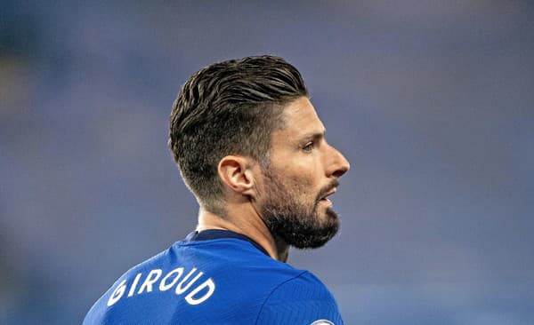 Pred štyrmi rokmi, v roku 2018, hral s číslom 18 za Chelsea Francúz Olivier Giroud a kto triumfoval v Rusku? Francúzsko!