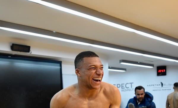 Vo veku 23 rokov patrí Mbappé medzi najväčšie superhviezdy vo Francúzsku.