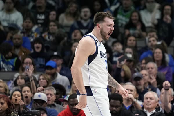 Hráč Dallasu Mavericks Luka Dončič.