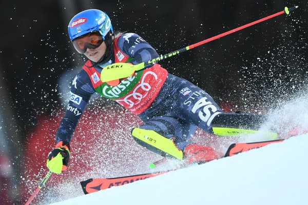 Víťazstvo oslavuje americká lyžiarka Mikaela Shiffrinová.