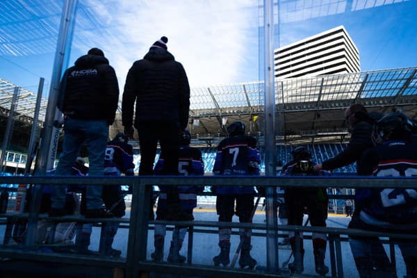 Na derby Slovana Bratislava s HC Košice v rámci Kaufland Winter Games 2023 sa predalo už viac vstupeniek, ako je kapacita najväčšieho hokejového stánku na Slovensku. Organizátori sa tak už deň pred štartom podujatia tešia z diváckeho rekordu. 