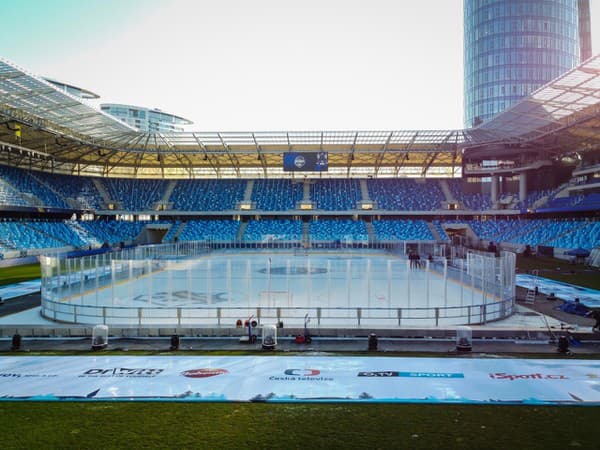 Na derby Slovana Bratislava s HC Košice v rámci Kaufland Winter Games 2023 sa predalo už viac vstupeniek, ako je kapacita najväčšieho hokejového stánku na Slovensku. Organizátori sa tak už deň pred štartom podujatia tešia z diváckeho rekordu. 