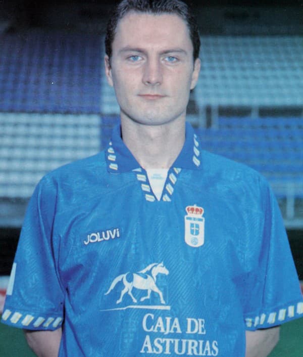 Peter Dubovský v drese španielskeho tímu Real Oviedo. 