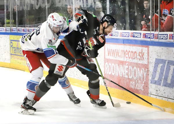 Maroš Jedlička (Zvolen) a Rastislav Gašpar (Banská Bytrica) HC ‘05 Banská Bystrica - HKM Zvolen.