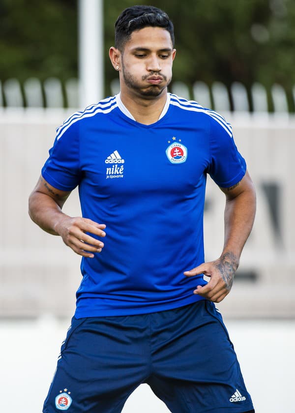 Na snímke futbalista ŠK Slovan Bratislava Eric Ramírez.