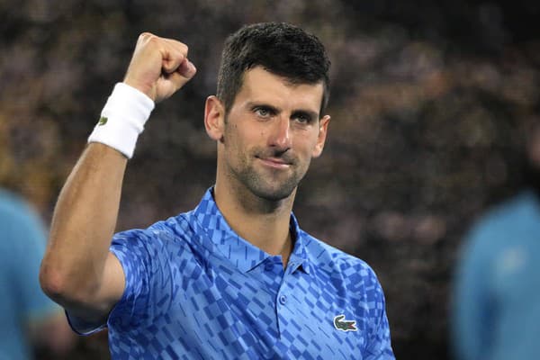 Srbský tenista Novak Djokovič nebude chýbať vo štvrťfinále grandslamového turnaja Australian Open.