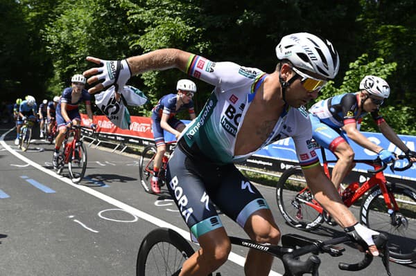 Slovenský cyklista Peter Sagan ukončil po tejto sezóne kariéru profesionálneho cestného cyklistu.