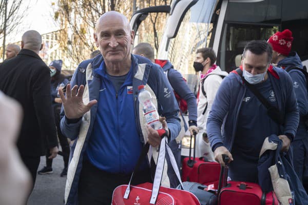 VRÁTIL SA: Tréner Ramsay priletel po mesačnom pobyte v zámorí opäť na Slovensko.