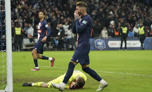 Sergio Ramos momentálne pôsobí vo francúzskom klube Paríž Saint-Germain