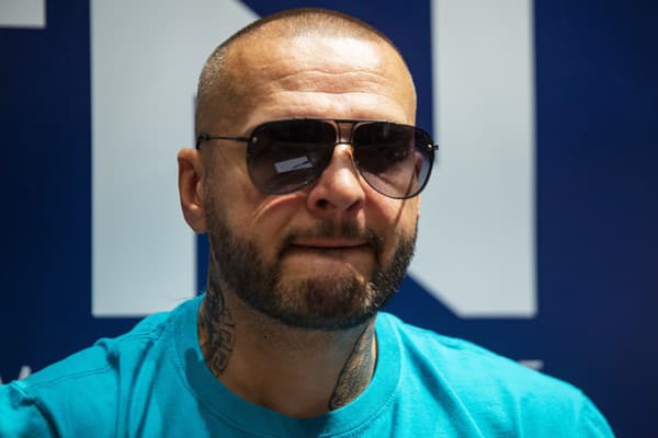 Patrik „Rytmus“ Vrbovský si počas sobotného galavečera Fabriq MMA po druhý raz vyskúšal rolu uvádzača zápasníkov. 