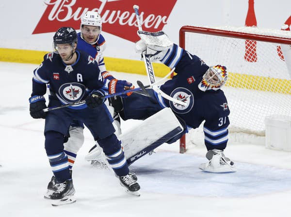 Základná časť NHL sa pomaly blíži k svojmu koncu.