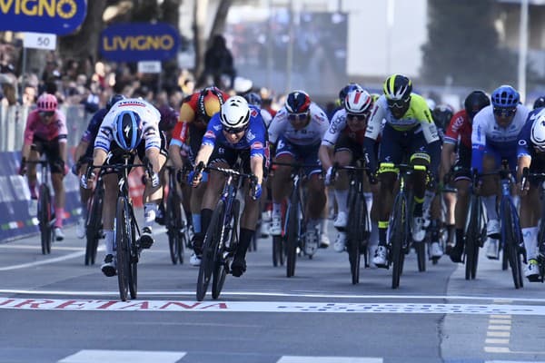 Druhá etapa Tirreno - Adriatico priniesla dramatický finiš.