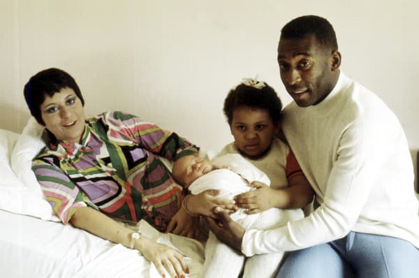 Rosemeri dos Reis Cholbi a Pelé (manželstvo 1966 - 1982). Spolu mali tri deti. 