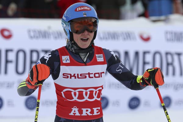 Američanka Mikaela Shiffrinová sa teší z 86. víťazstva vo Svetovom pohári.