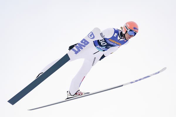 Poľský skokan na lyžiach Dawid Kubacki.