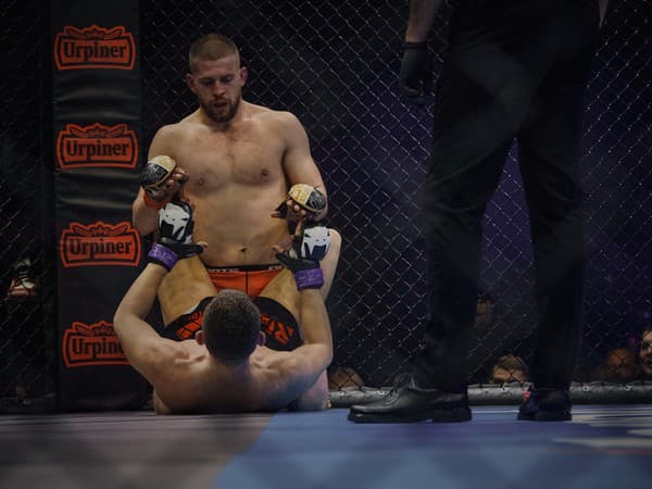 Český MMA bojovník Adam Jakubík.