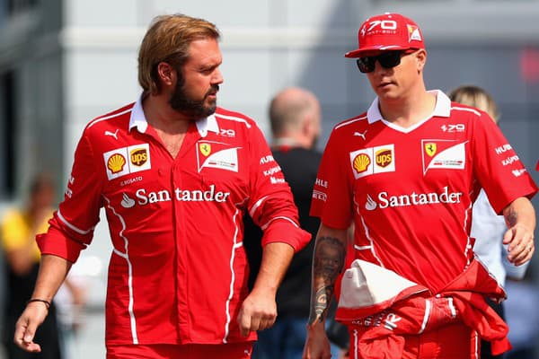 Gino Rosato (vľavo) a Kimi Räikkönen tvorili roky nerozlučný pár v tíme Ferrari.