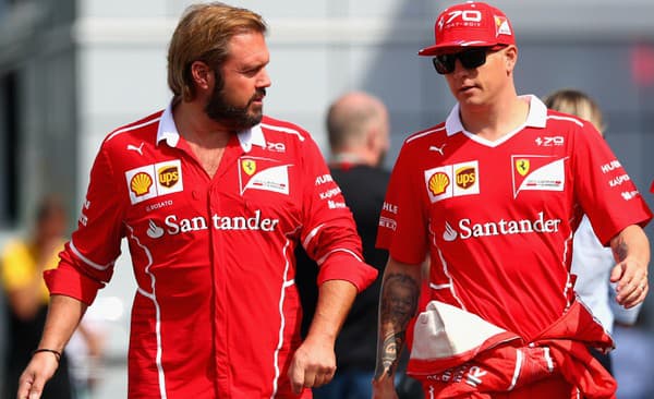 Gino Rosato (vľavo) a Kimi Räikkönen tvorili roky nerozlučný pár v tíme Ferrari.
