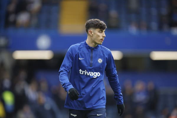  Na archívnej snímke z 1. apríla 2023 futbalista Chelsea Londýn Kai Havertz sa rozcvičuje pred zápasom anglickej Premier League.