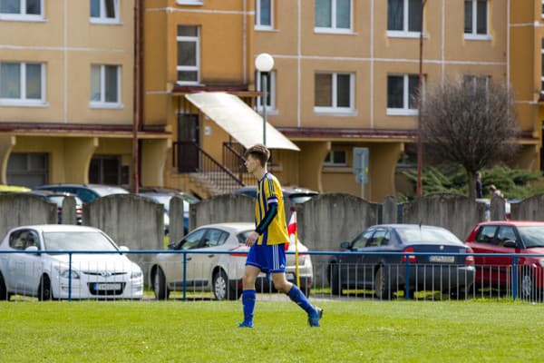 Kapitán dorasteneckého tímu FK Slovan Kúpele Sliač.