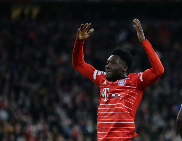 Alphonso Davies je oporou Bayernu Mníchov.