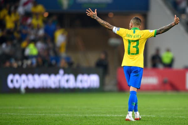 Dani Alves patril k dlhoročným oporám brazílskej futbalovej reprezentácie.