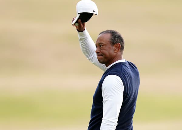 Hviezdny golfista Tiger Woods desať dní po odstúpení z Masters absolvoval operáciu členku.