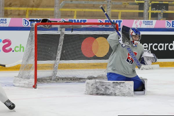 Slovenskí hokejoví reprezentanti sa na MS do 18 rokov prezentujú výbornými výkonmi.