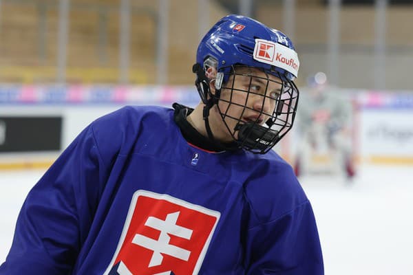 Slovenskí hokejoví reprezentanti sa na MS do 18 rokov prezentujú výbornými výkonmi.