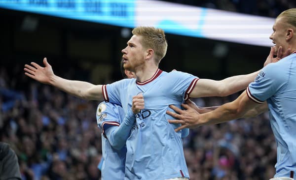 Kevin De Bruyne a jeho gólová radosť.