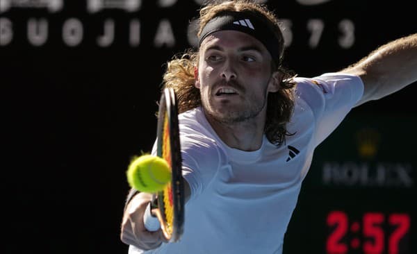 Stefanos Tsitsipas sa stal prvým finalistom Australian Open.