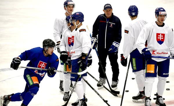 Vedenie slovenskej hokejovej reprezentácie sa uznieslo, že hráči z KHL nebudú do konca sezóny súčasťou národného tímu.