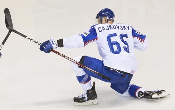 Michal Čajkovský bude aj naďalej pôsobiť v KHL