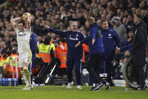 Marcelo Bielsa bude nový tréner futbalovej reprezentácie Uruguaja. 