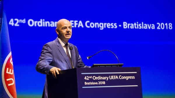 Prezident Medzinárodnej futbalovej federácie Gianni Infantino počas príhovoru na riadnom Kongrese UEFA v priestoroch Incheba Expo Aréna v Bratislave v roku 2018.